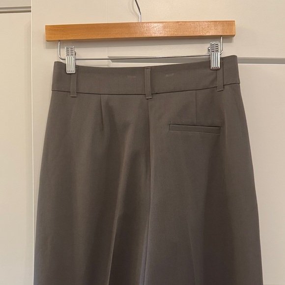 OAK + FORT Women's Wide-Leg Pants - Picture 3 of 3